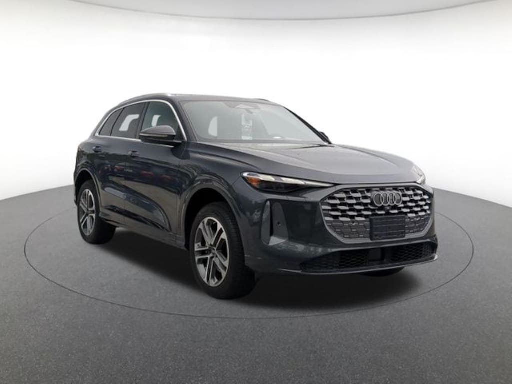 New 2026 Audi Q5 2.0T Premium SUV