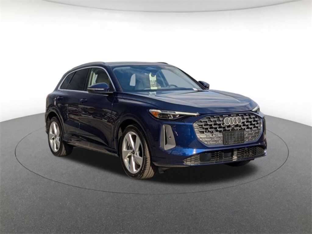 New 2025 Audi Q5 2.0T Premium SUV