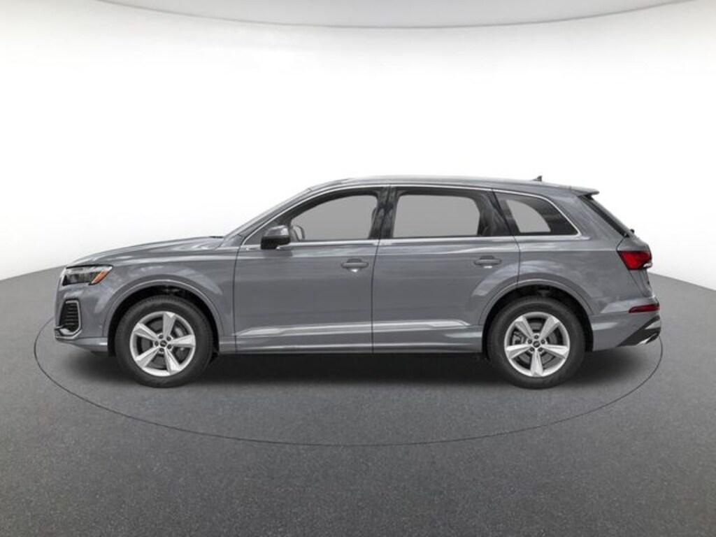 New 2026 Audi Q7 45 Premium SUV