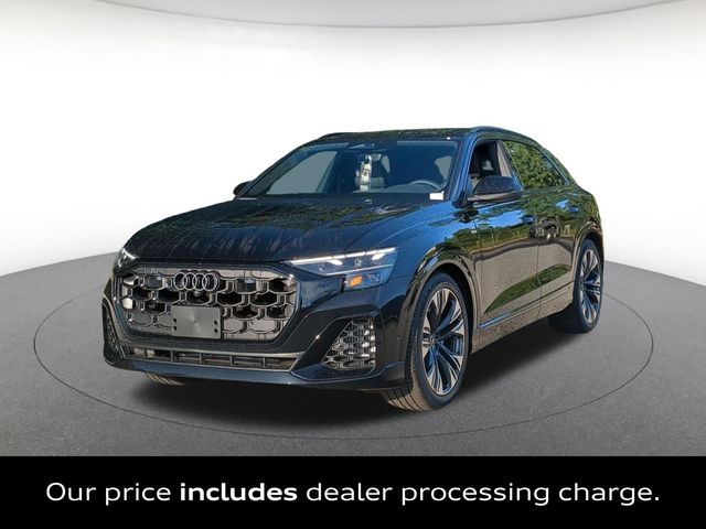 Audi Q8