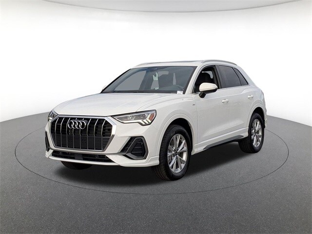 2025 Audi Q3 S Line Premium's photo