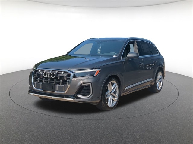 2025 Audi Q7 Premium Plus's photo