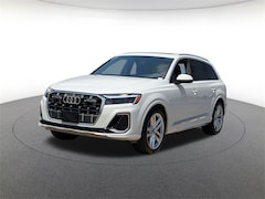 2025 Audi Q7 55 Premium SUV