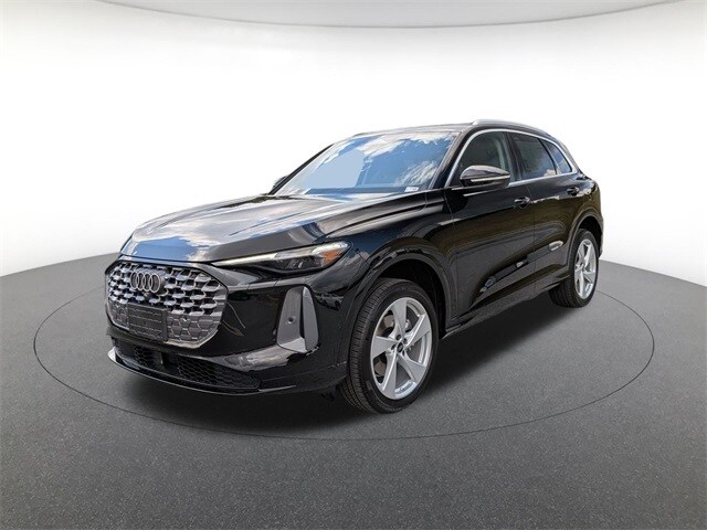 2025 Audi New Q5 Premium Plus's photo