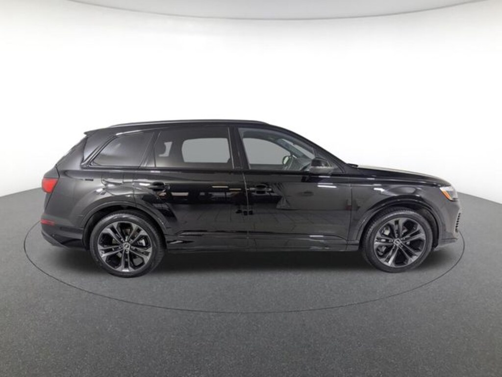 Certified 2026 Audi Q7 55 Premium Plus SUV