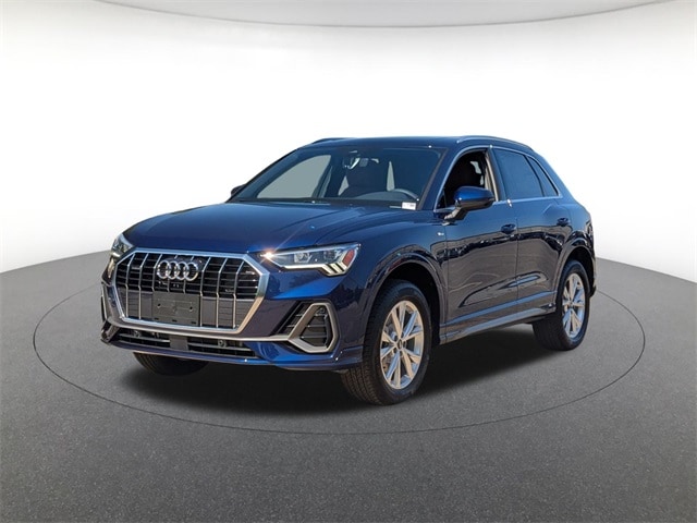2025 Audi Q3 S Line Premium's photo