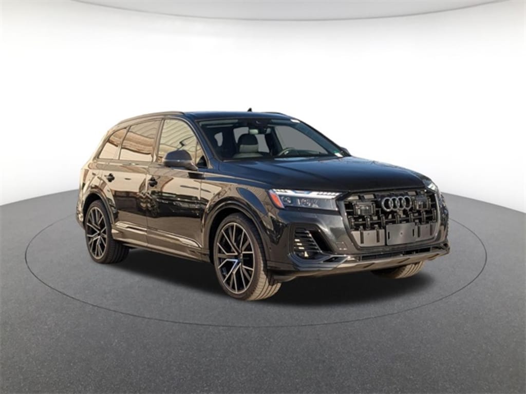 New 2025 Audi Q7 55 Premium SUV