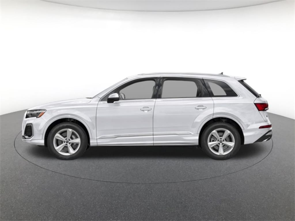 New 2026 Audi Q7 45 Premium SUV