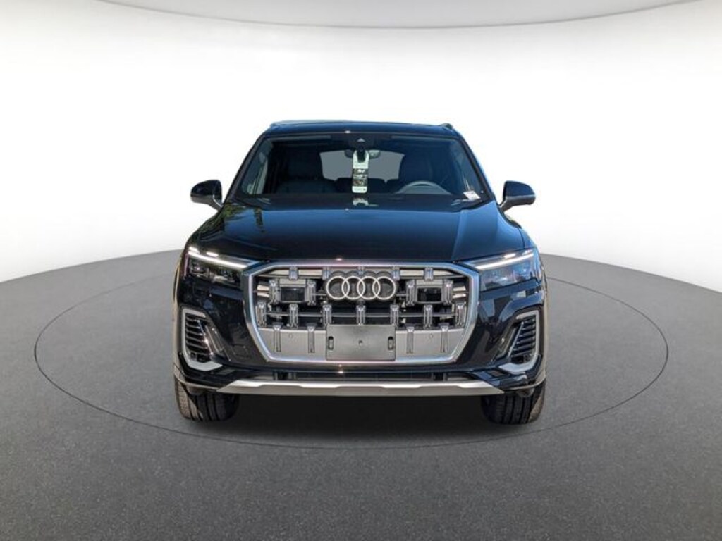 New 2026 Audi Q7 45 Premium SUV