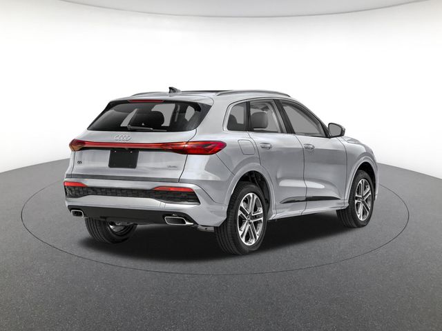 2026 Audi Q5 Premium - Photo 2