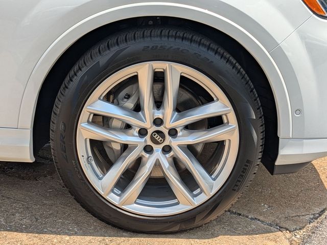 2025 Audi Q7 Premium Plus - Photo 16