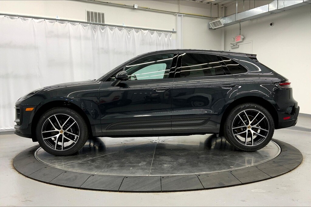 Used 2025 Porsche Macan SUV