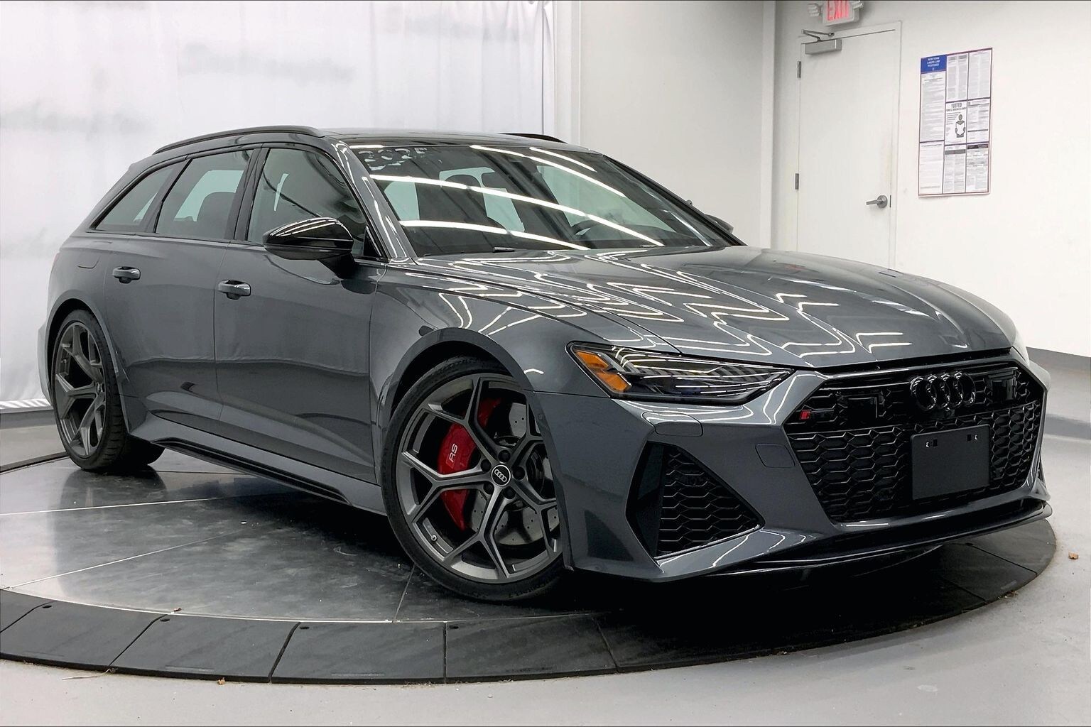 2026 Audi RS 6 Avant Base's photo