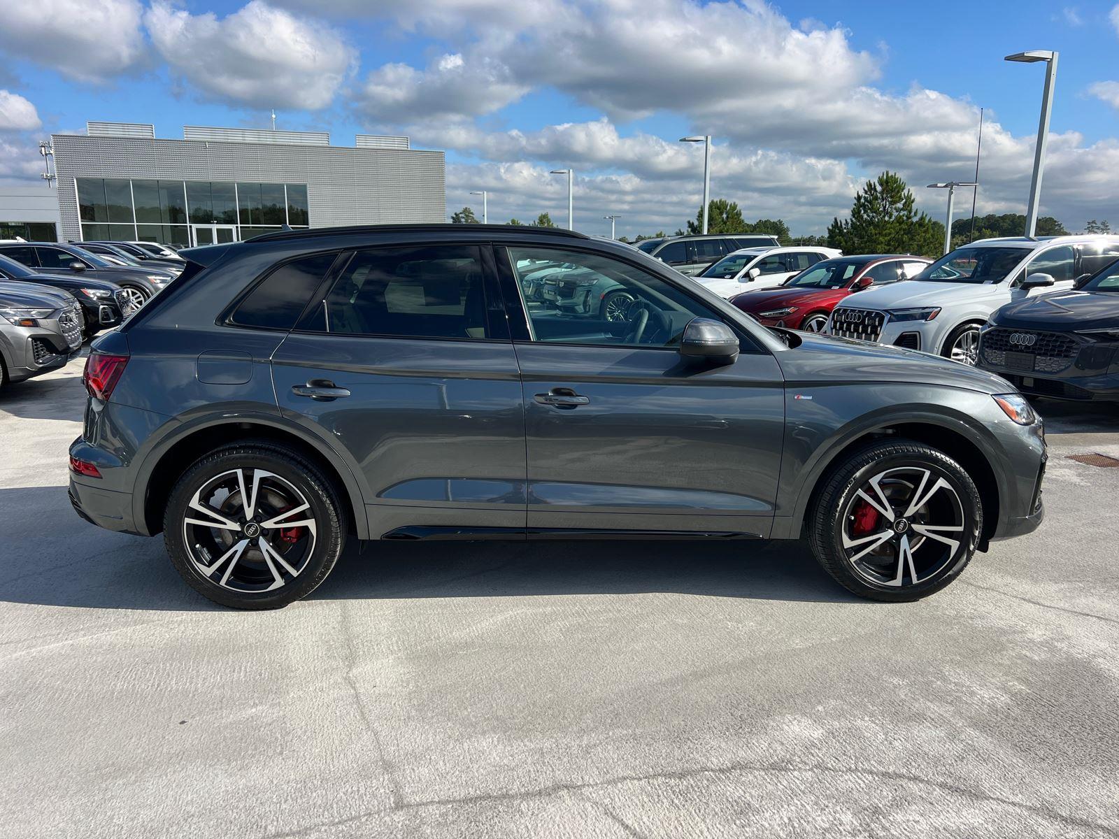 2025 Audi Q5 S line Premium Plus photo 3