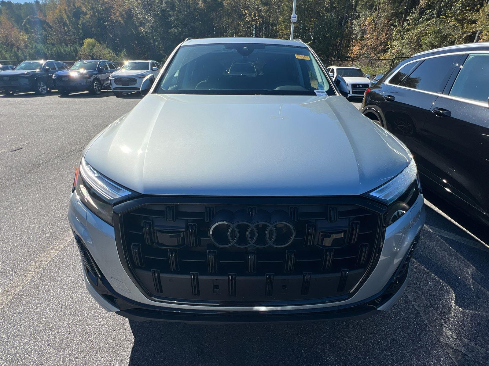 2025 Audi Q7 Premium Plus photo 2
