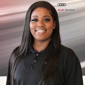Staff member Alexus Davis from bf1d7b7622b3