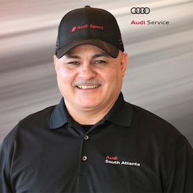 Staff member Frank Silva from b7b86082df65