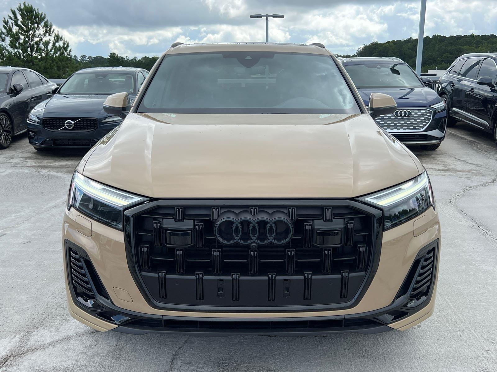 2025 Audi Q7 Premium Plus photo 2