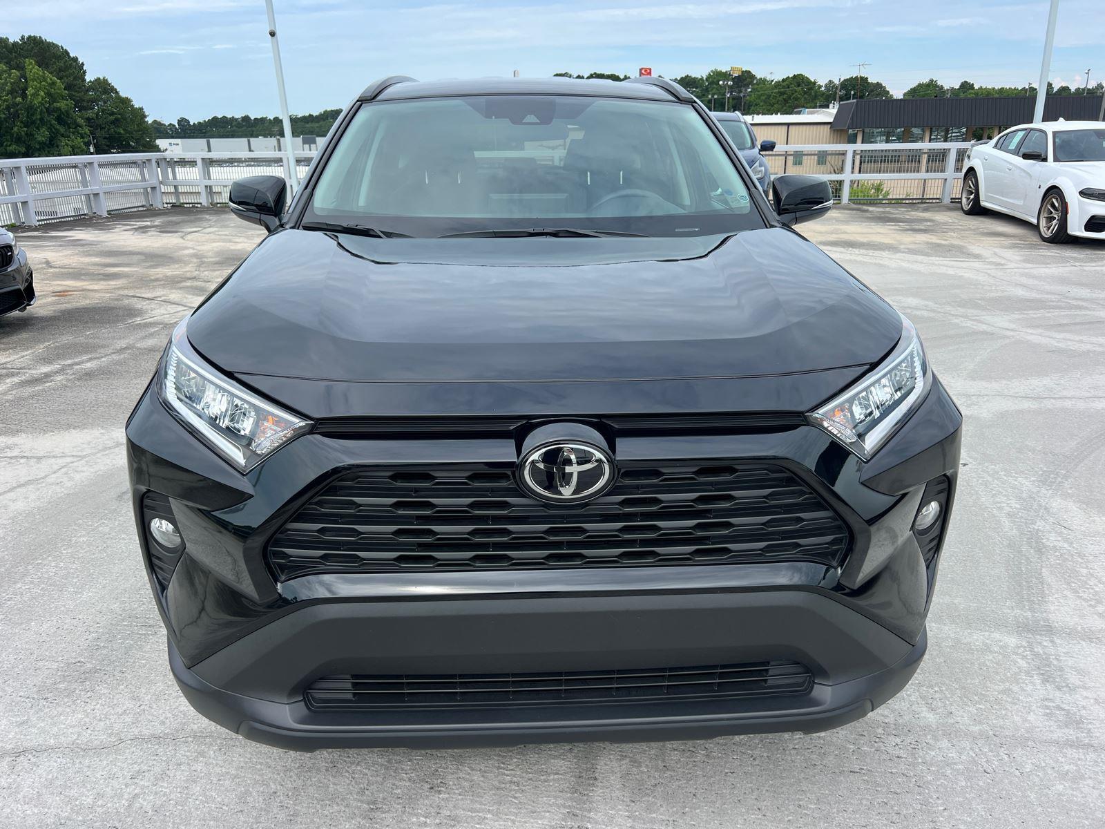 Used 2021 Toyota RAV4 XLE with VIN 2T3W1RFV7MC135719 for sale in Northfield, Minnesota