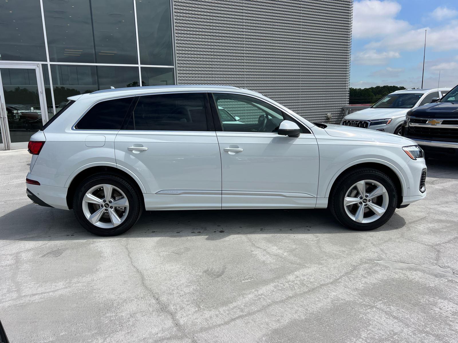 2025 Audi Q7 Premium photo 4