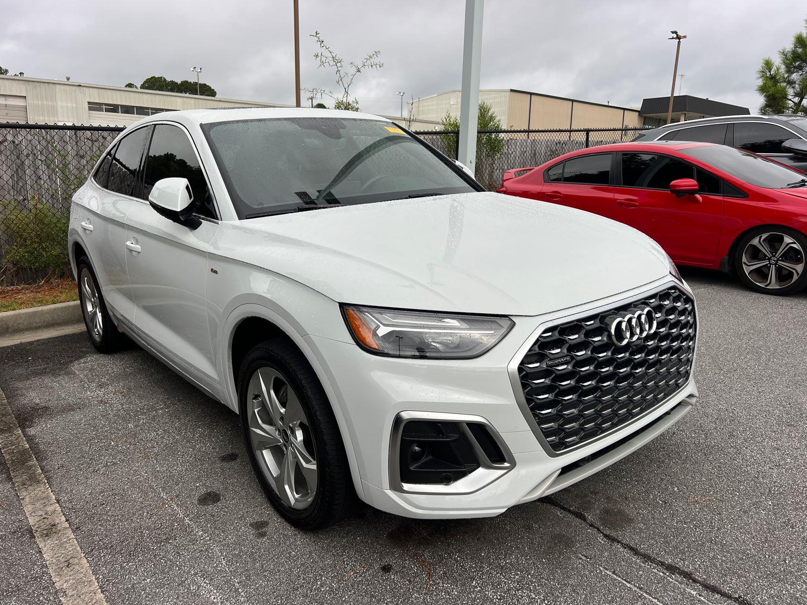 2022 Audi Q5 S line Premium Plus Sportback photo 2