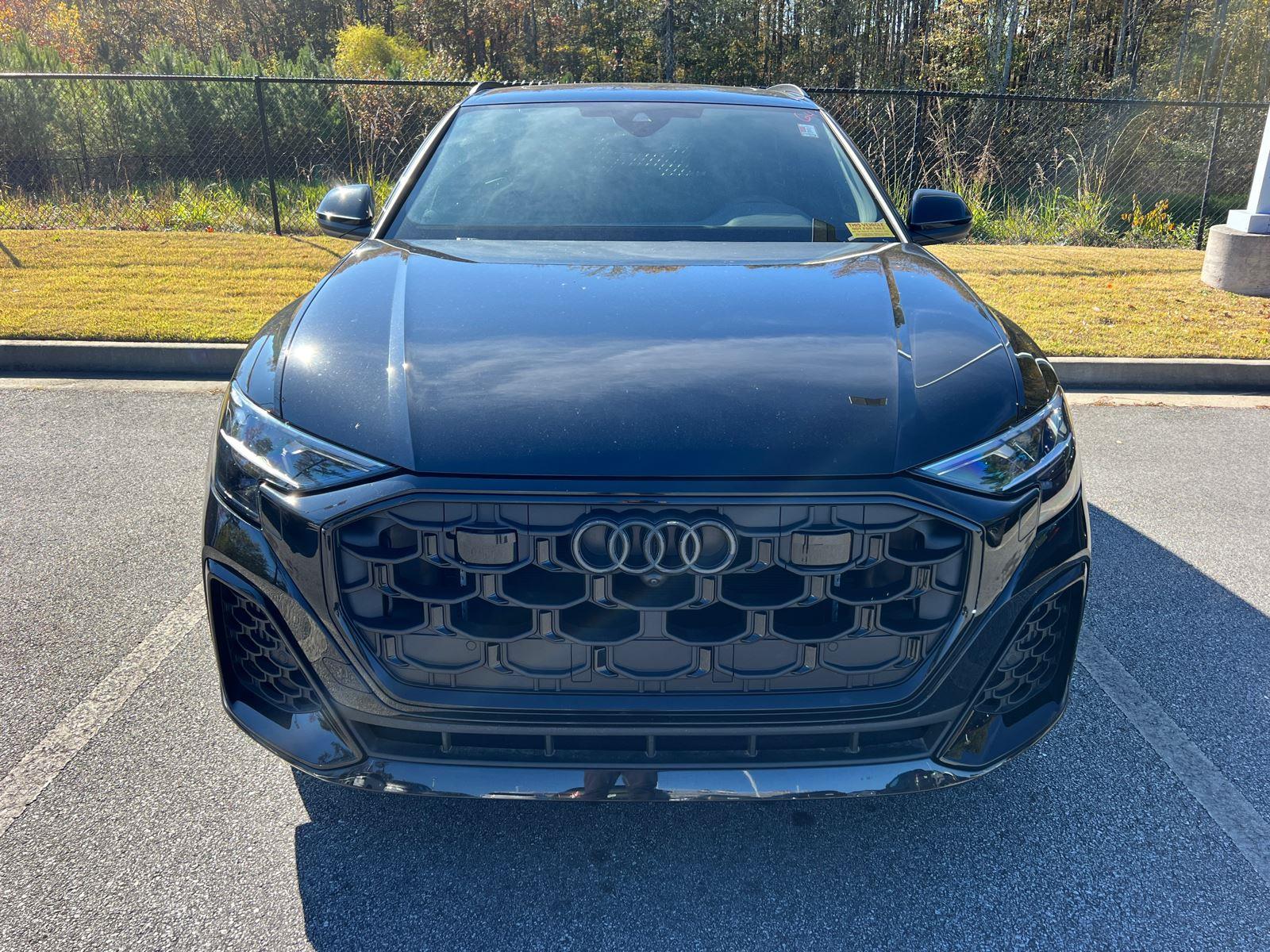 2025 Audi SQ8 Premium Plus photo 2