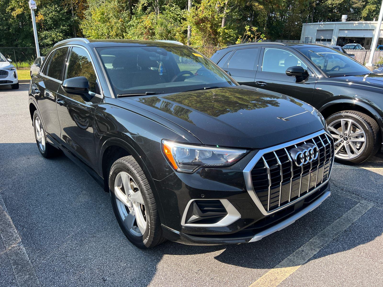 2020 Audi Q3 Premium photo 3