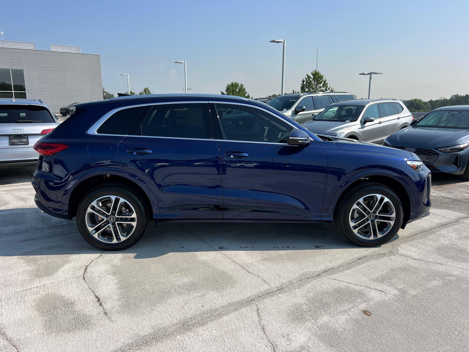 2025 Audi Q5 2.0T Premium photo 2