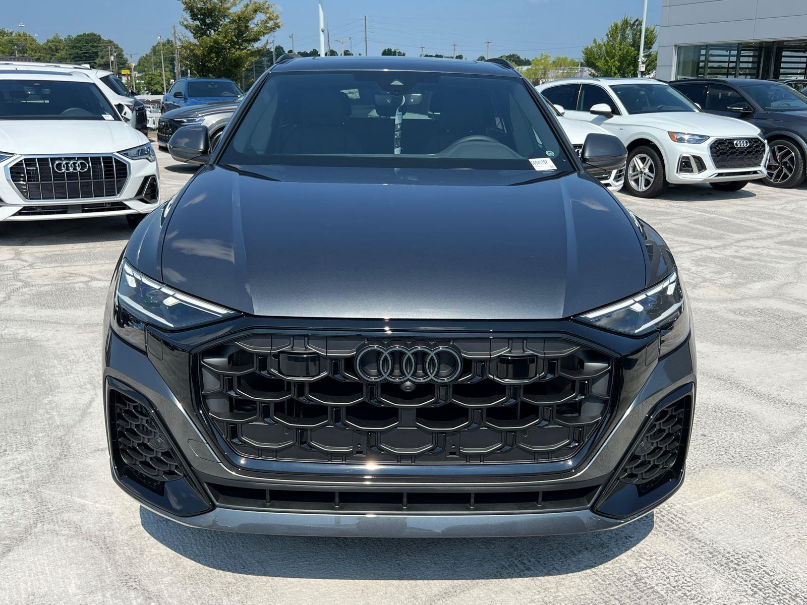 2025 Audi Q8 55 Premium Plus photo 2