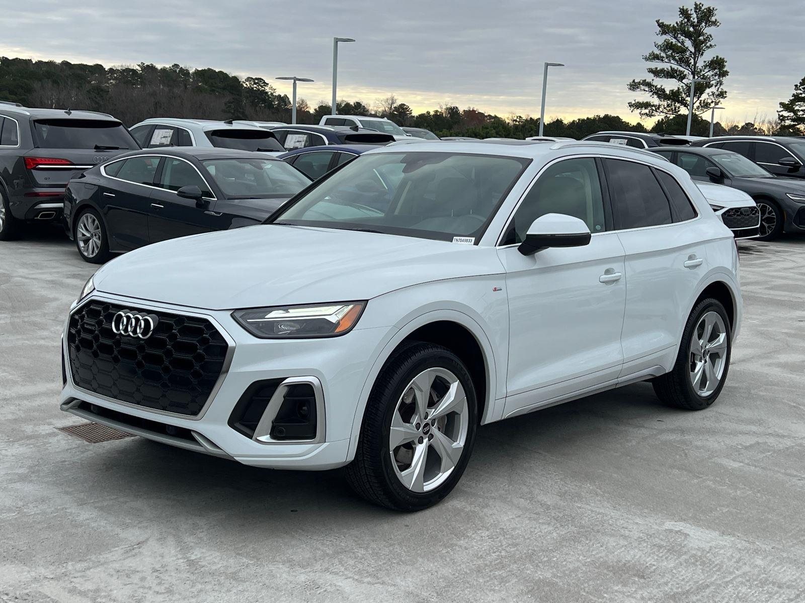 2022 Audi Q5 Premium Plus