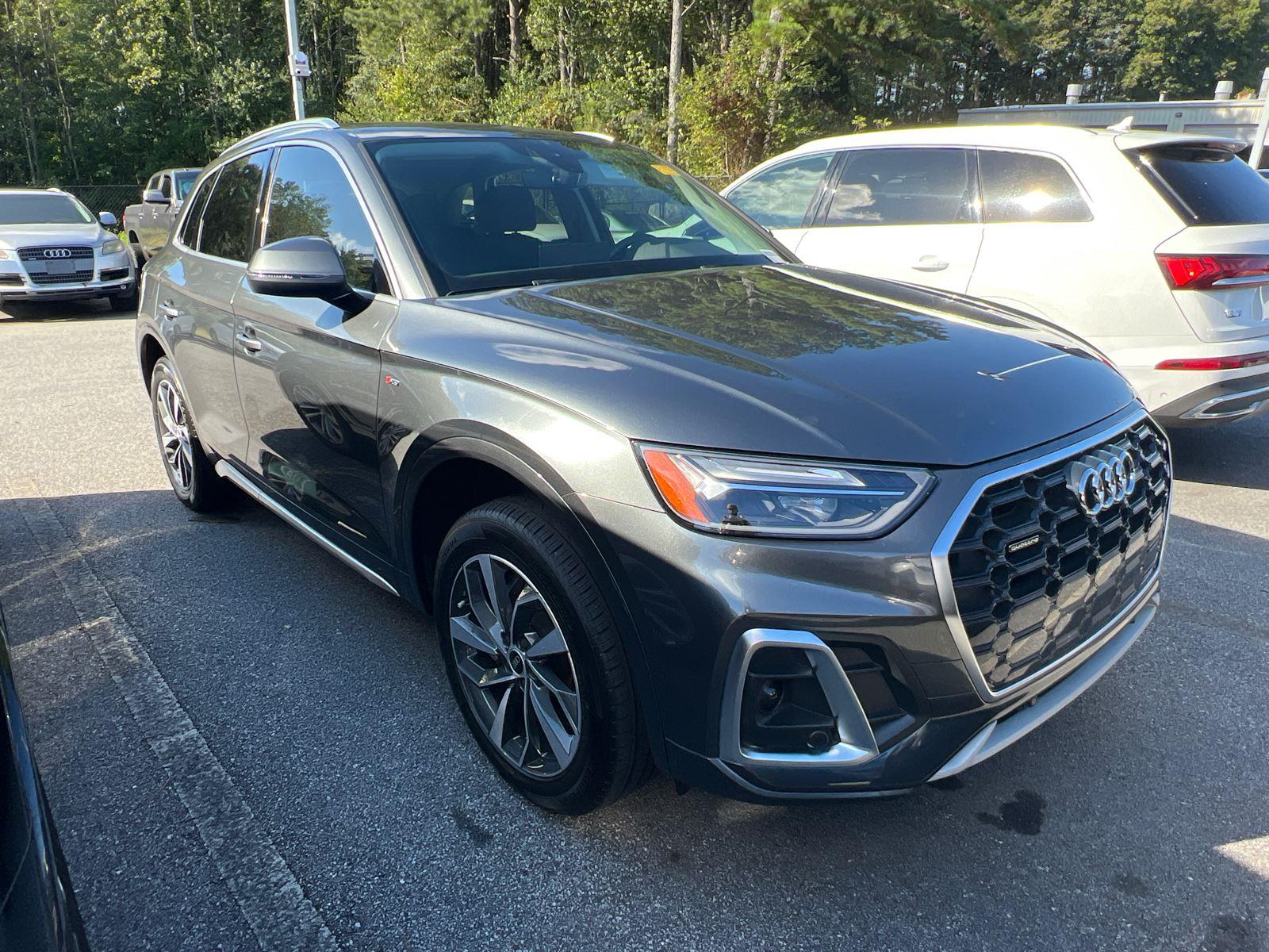2022 Audi Q5 S line Premium photo 3