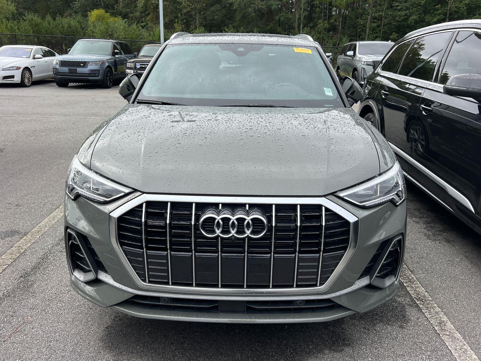 2024 Audi Q3 S line Premium Plus photo 2