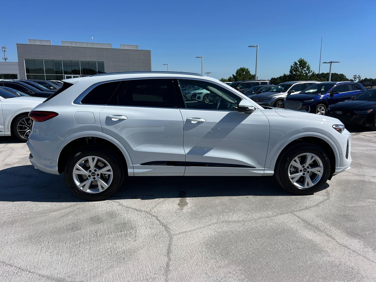2025 Audi Q5 2.0T Premium photo 4