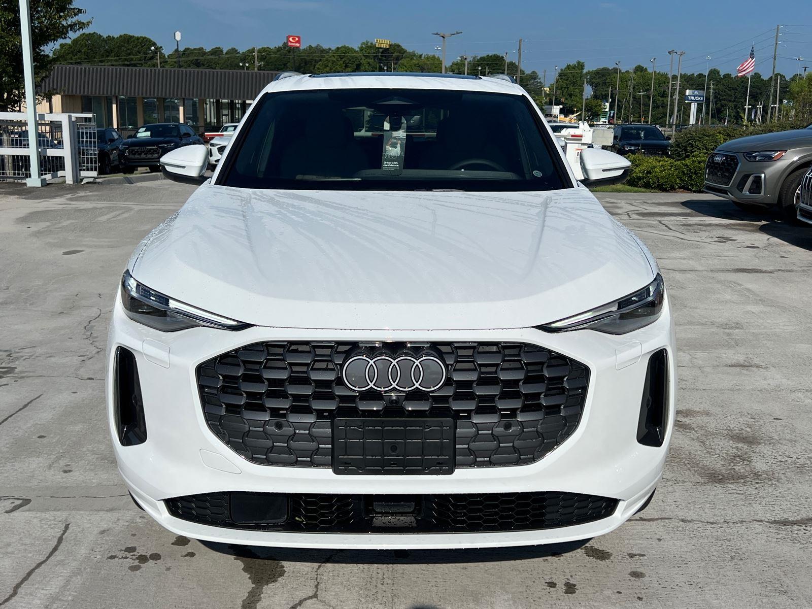 2025 Audi Q5 2.0T Premium Plus photo 2