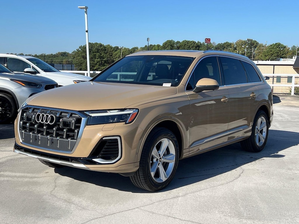 Used 2025 Audi Q7 Premium SUV
