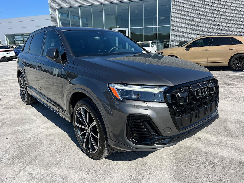 Used 2025 Audi Q7 Premium Plus SUV
