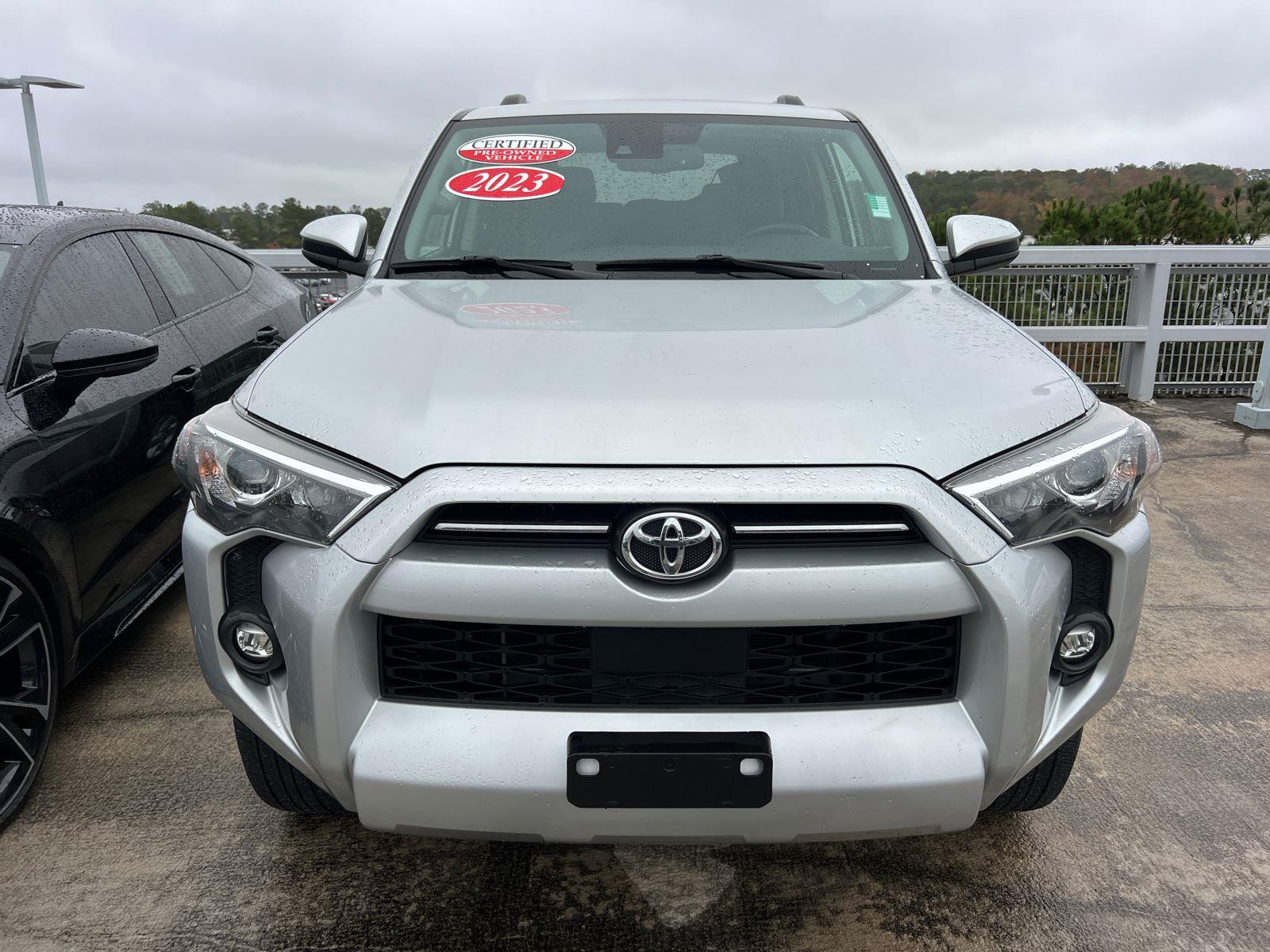 2023 Toyota 4Runner SR5 photo 2