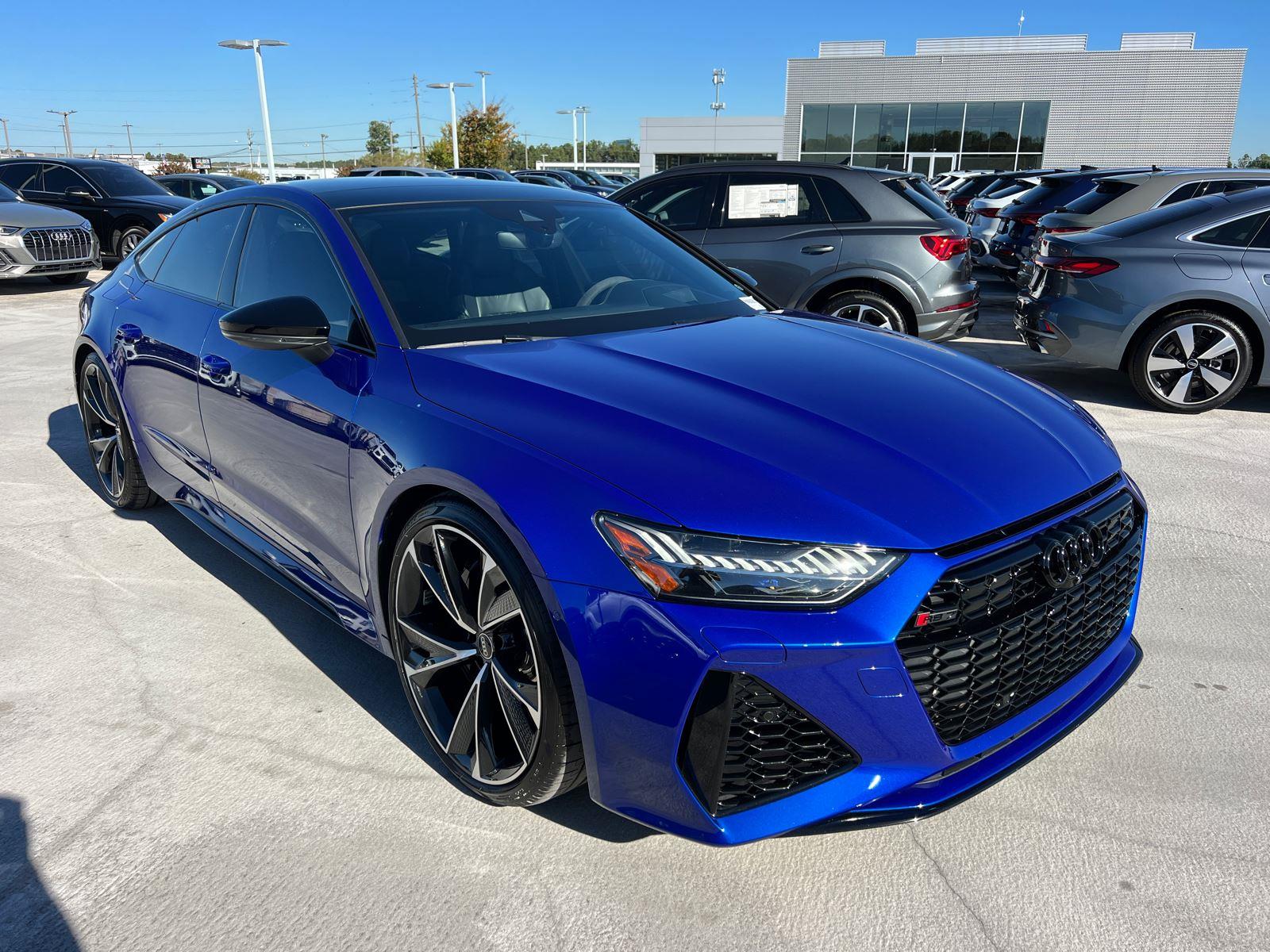 2022 Audi RS 7 Base photo 3