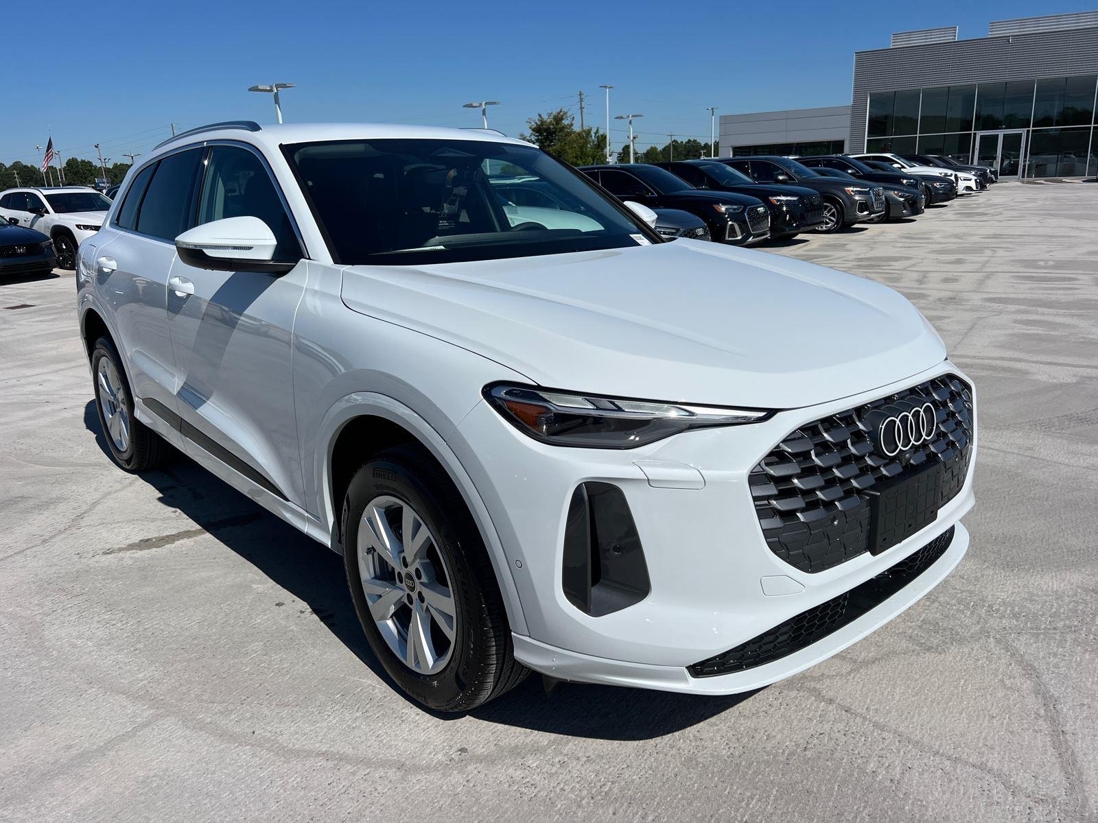 2025 Audi Q5 2.0T Premium photo 3