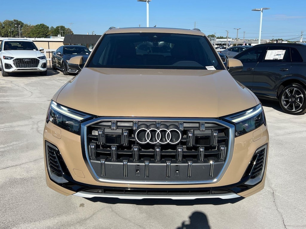 Used 2025 Audi Q7 Premium SUV