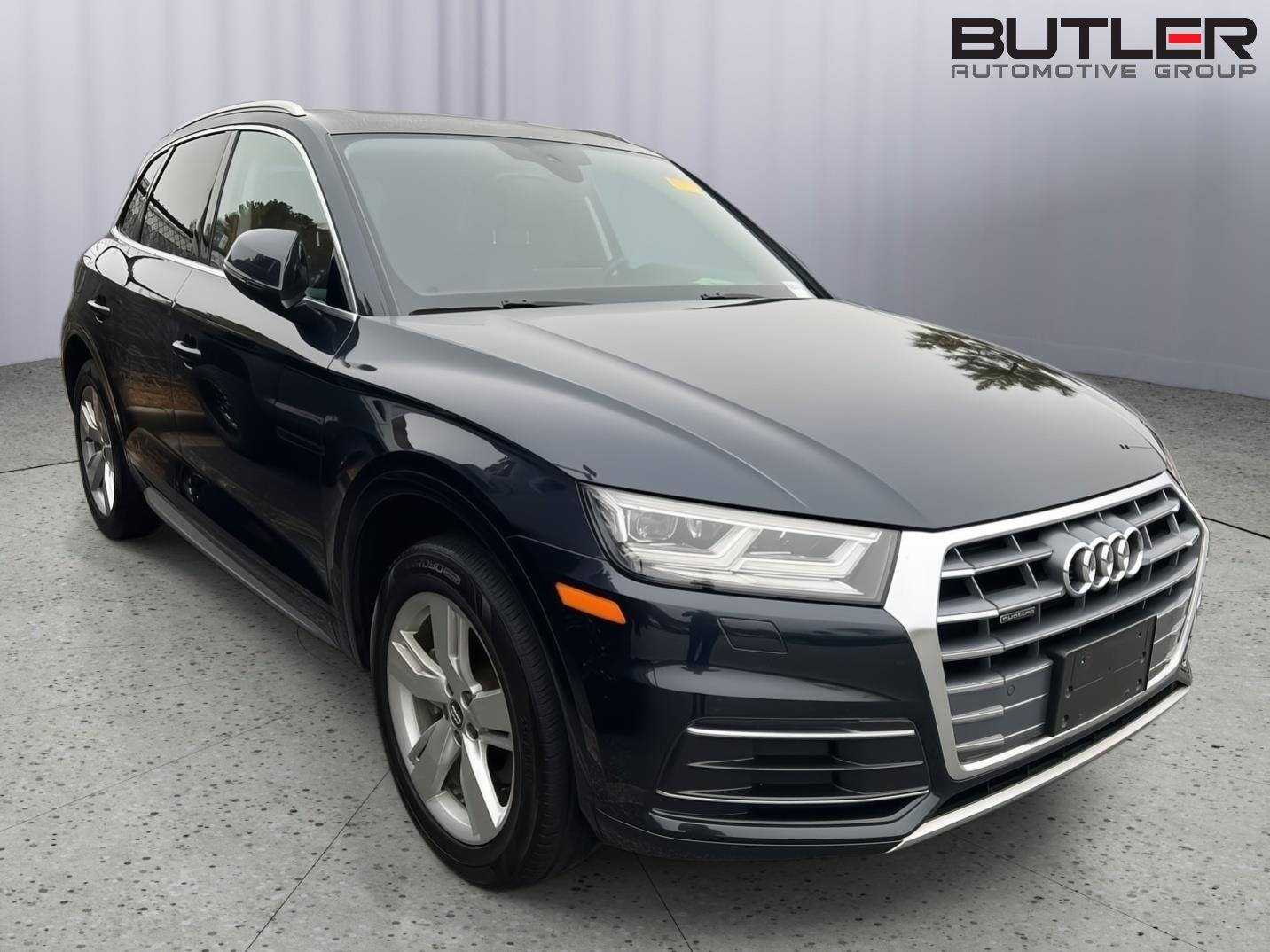 2019 Audi Q5 Premium Plus photo 2