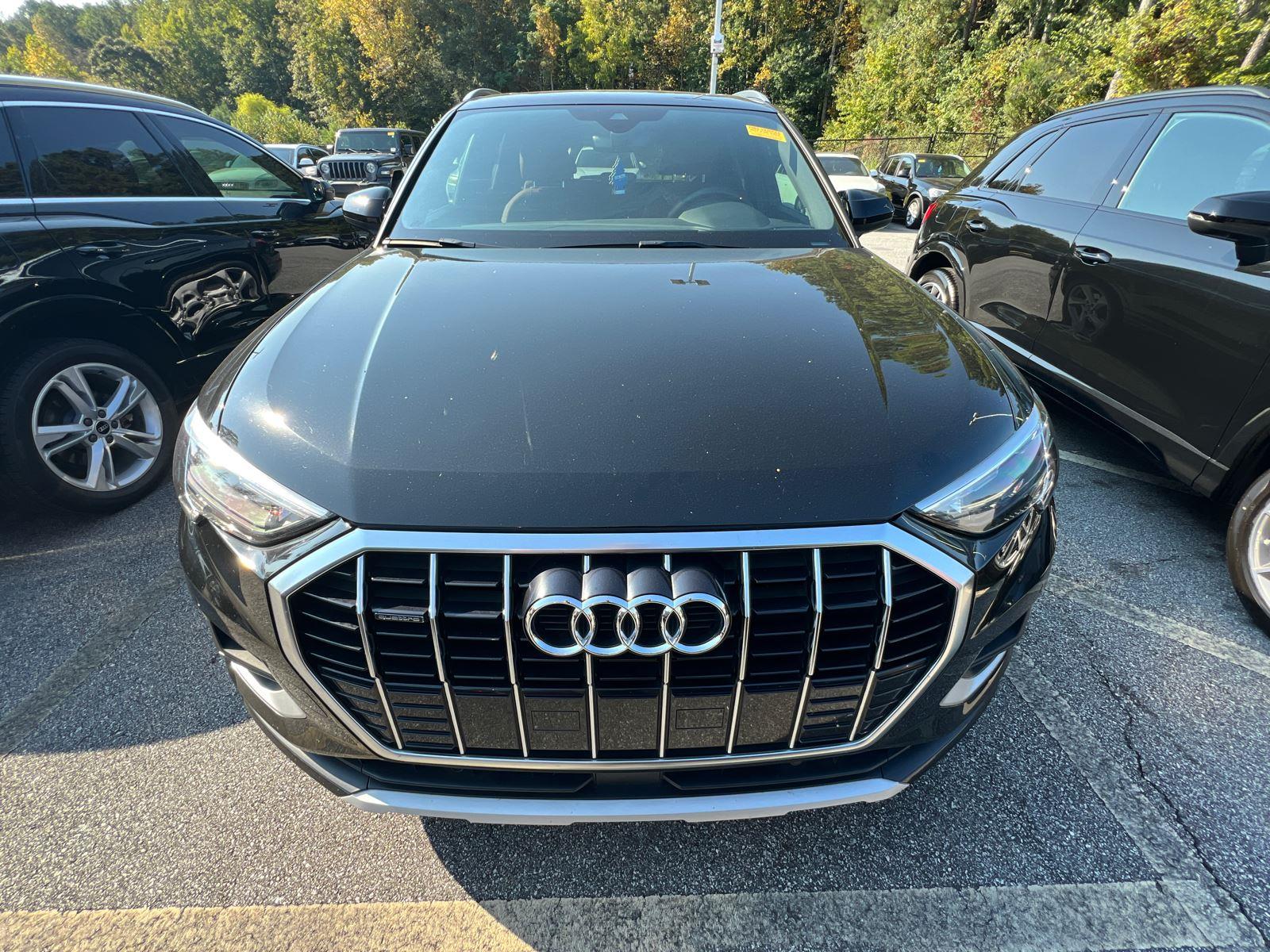 2020 Audi Q3 Premium photo 2
