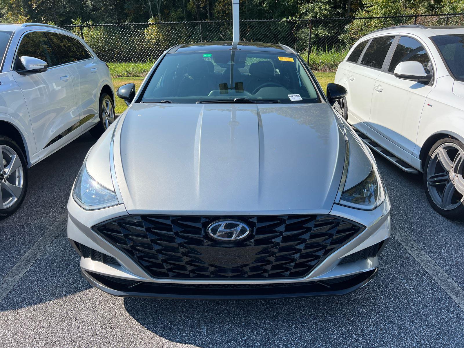 2021 Hyundai Sonata SEL Plus photo 2