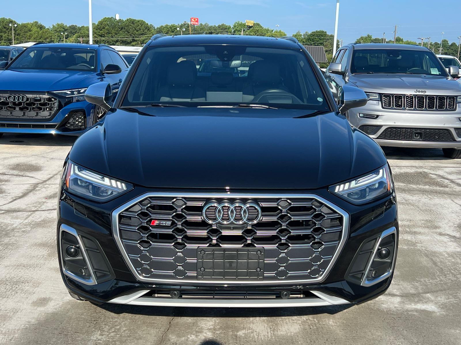 2021 Audi SQ5 Prestige photo 2