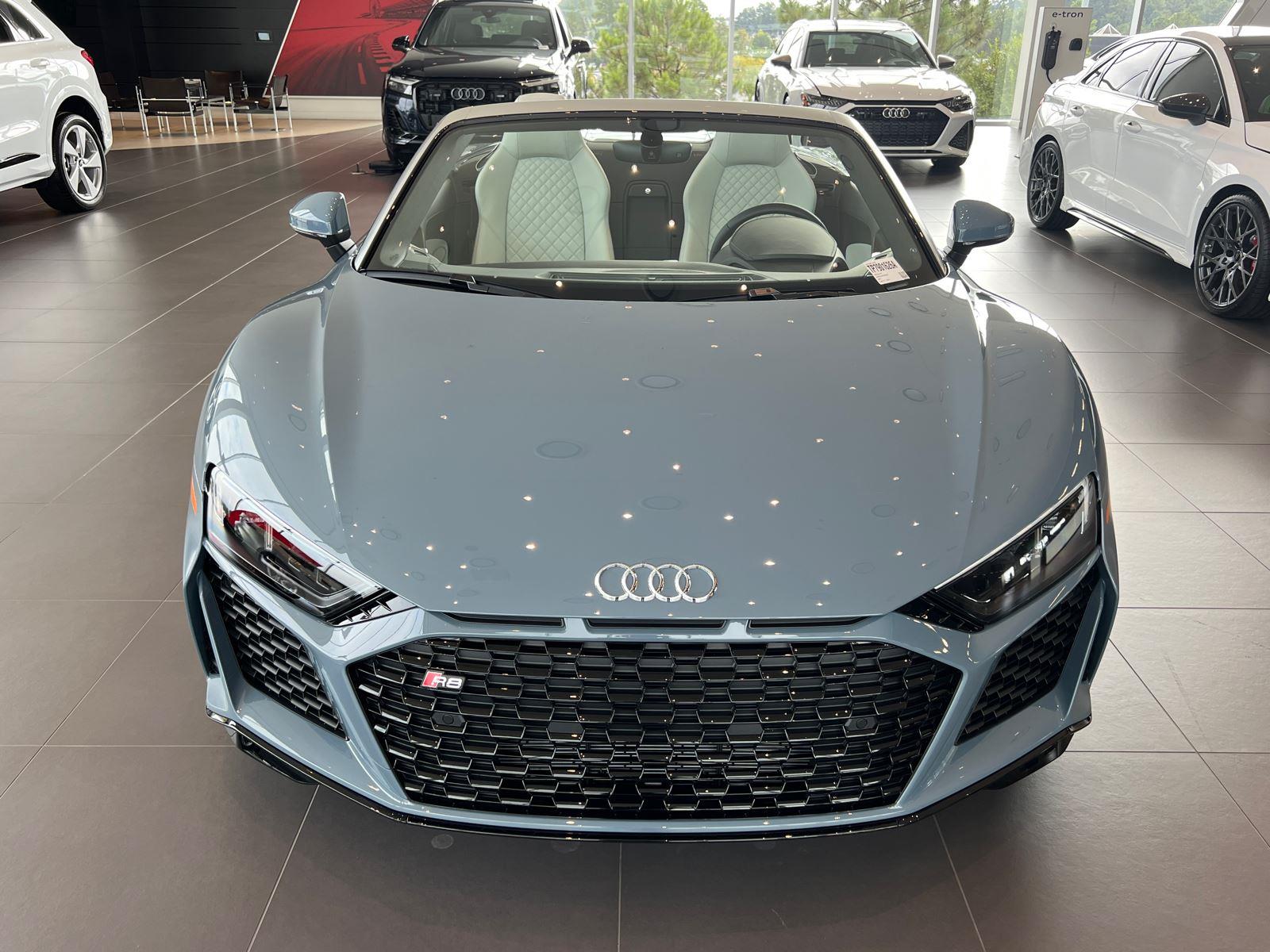 2023 Audi R8 Spyder V10 Performance photo 2