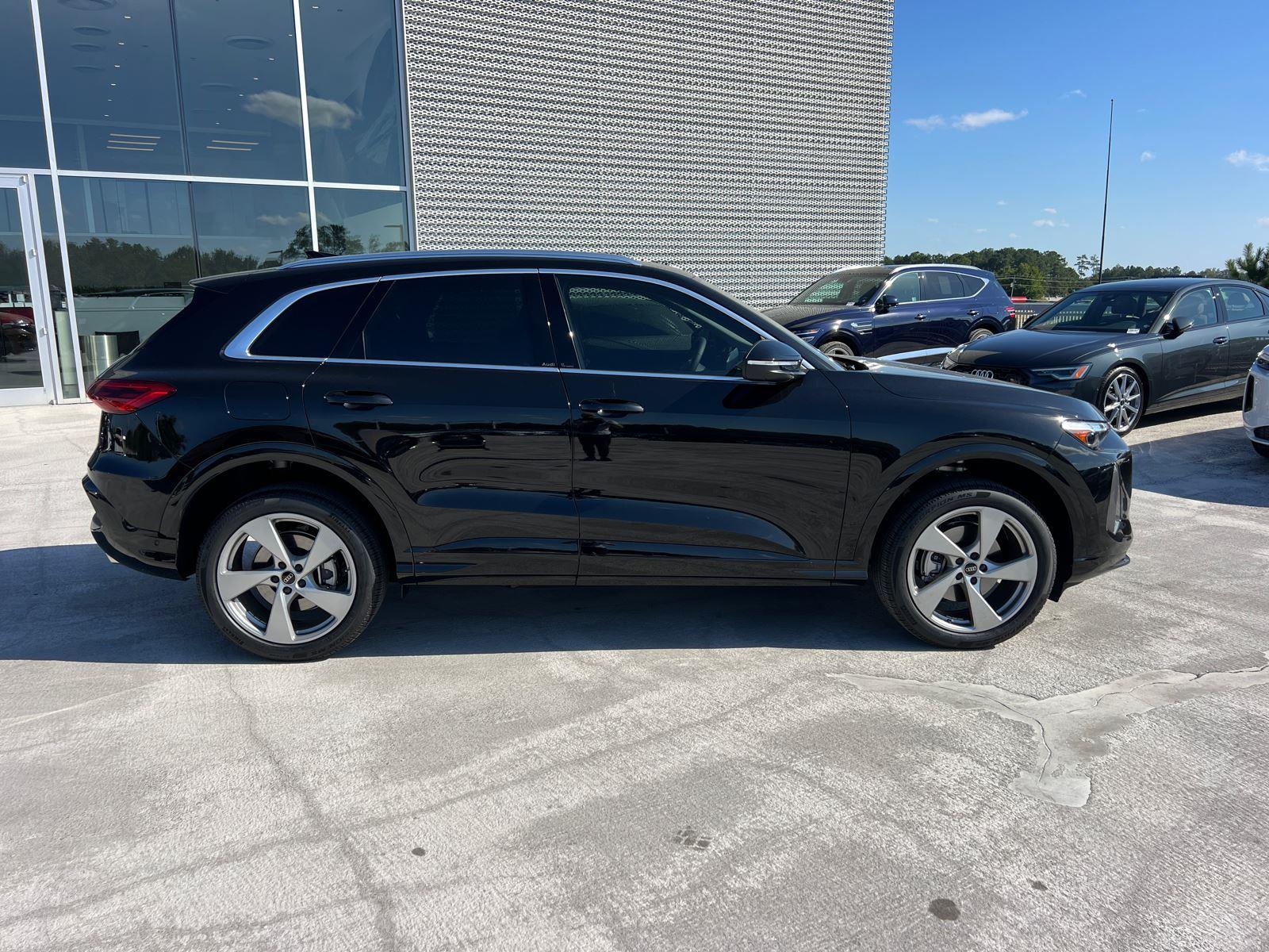 2025 Audi Q5 2.0T Premium Plus photo 4