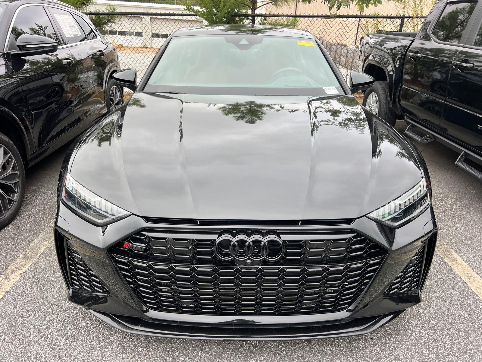 2022 Audi RS 7 Base photo 2