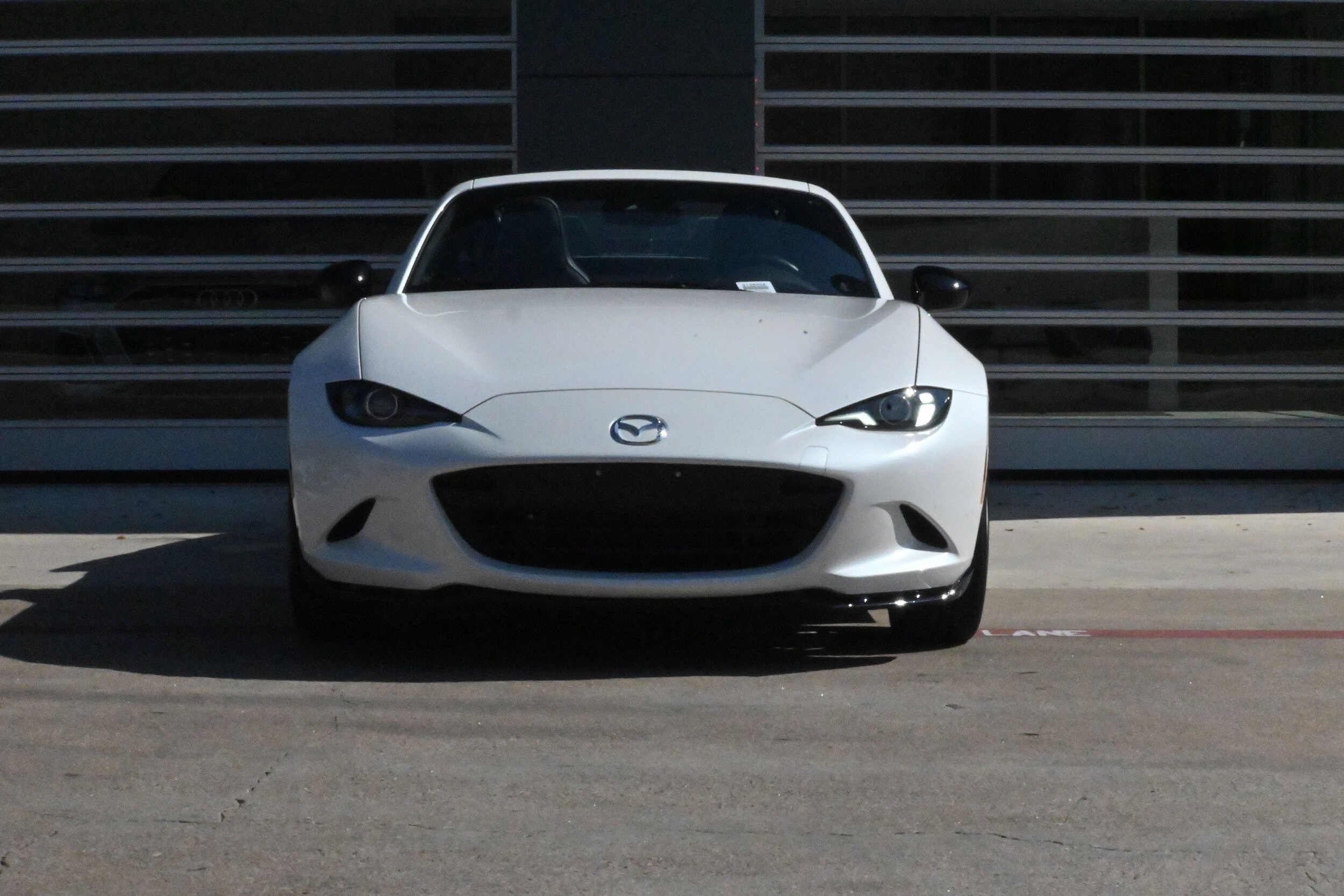 2024 Mazda MX-5 Miata Miata RF photo 3