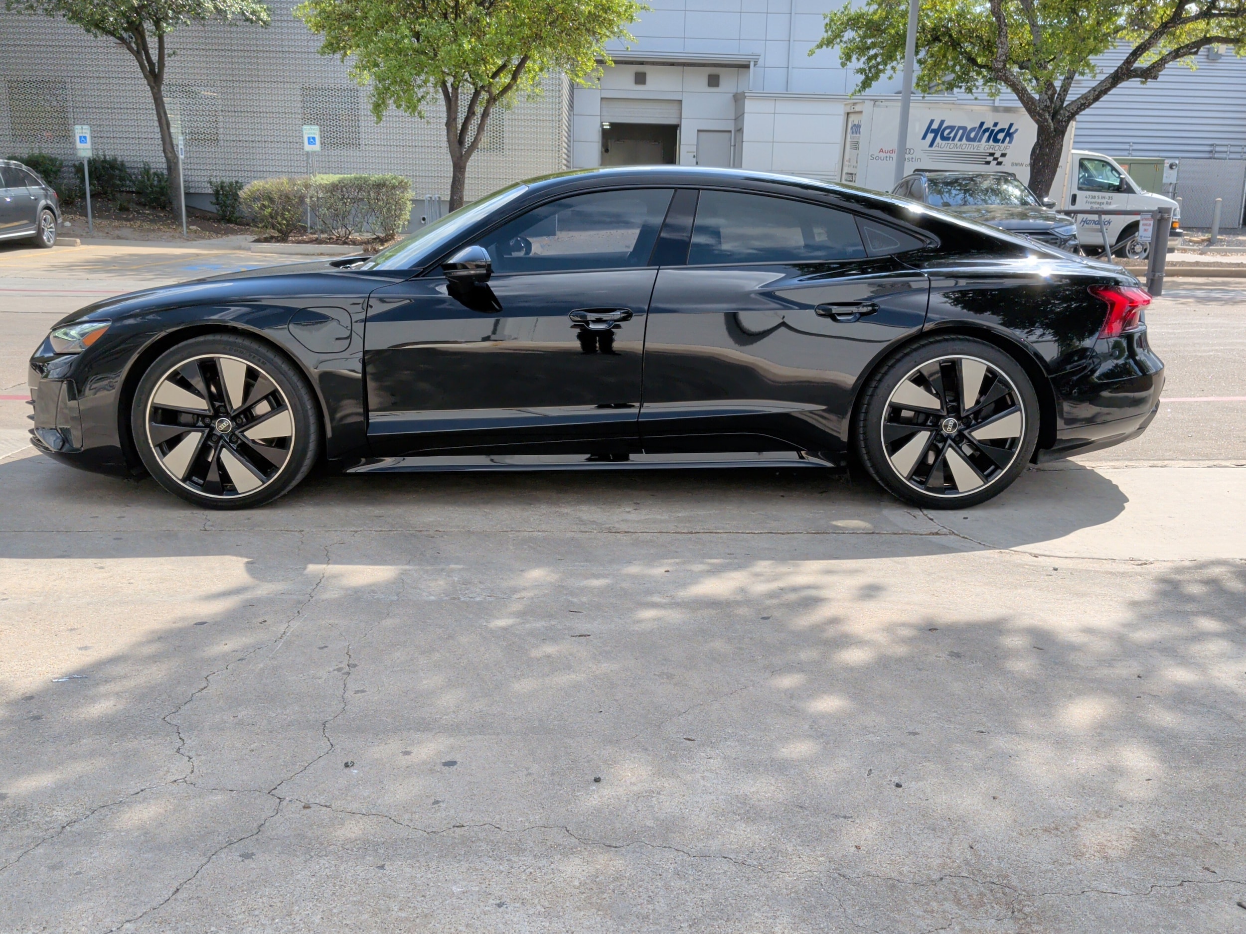 2023 Audi e-tron GT Prestige photo 5