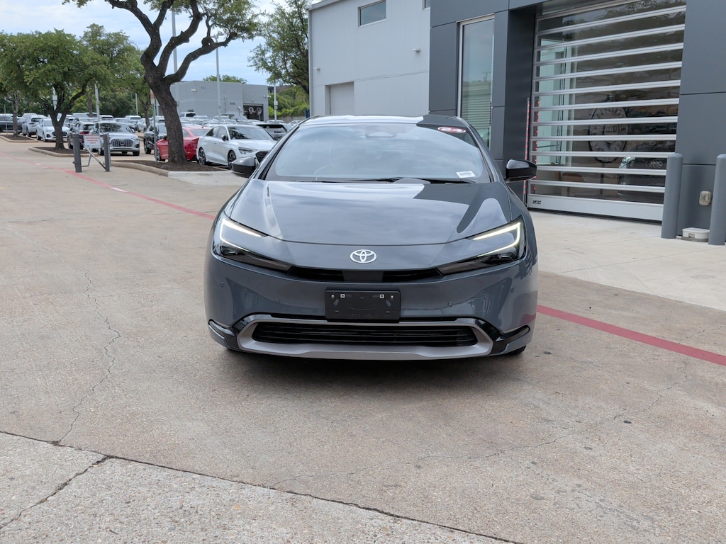 Used 2024 Toyota Prius XLE Hatchback